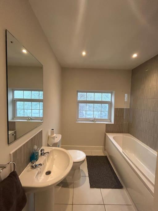 Luxury Countryside Stay - Waters Upton, Telford Exteriér fotografie