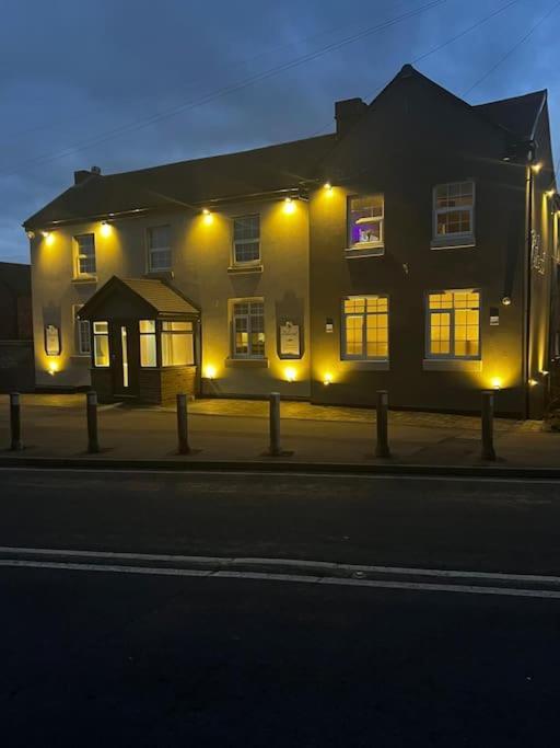 Luxury Countryside Stay - Waters Upton, Telford Exteriér fotografie